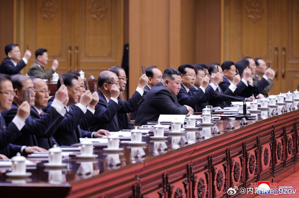 朝中社：金正恩再次被推举为朝鲜国务委员长 