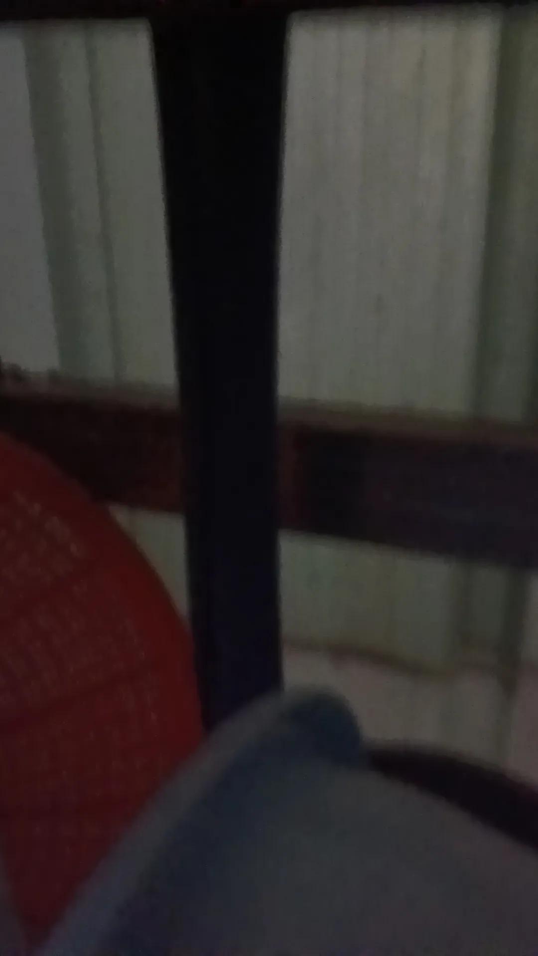下联:   雾来一片白