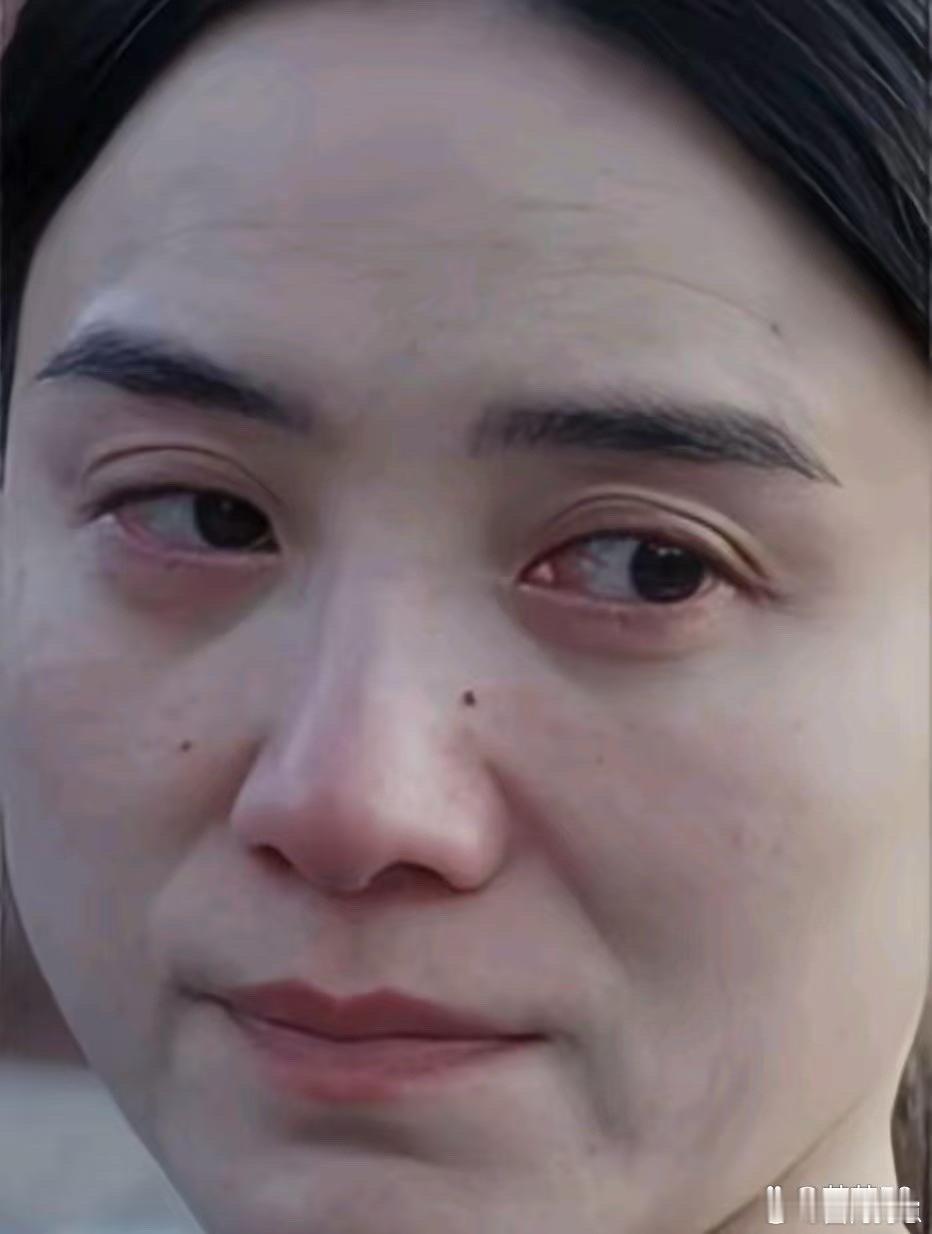 宋佳的素颜太真实了！不算惊艳却很自然耐看，其实明星并非天生都惊艳，大多是靠化妆加