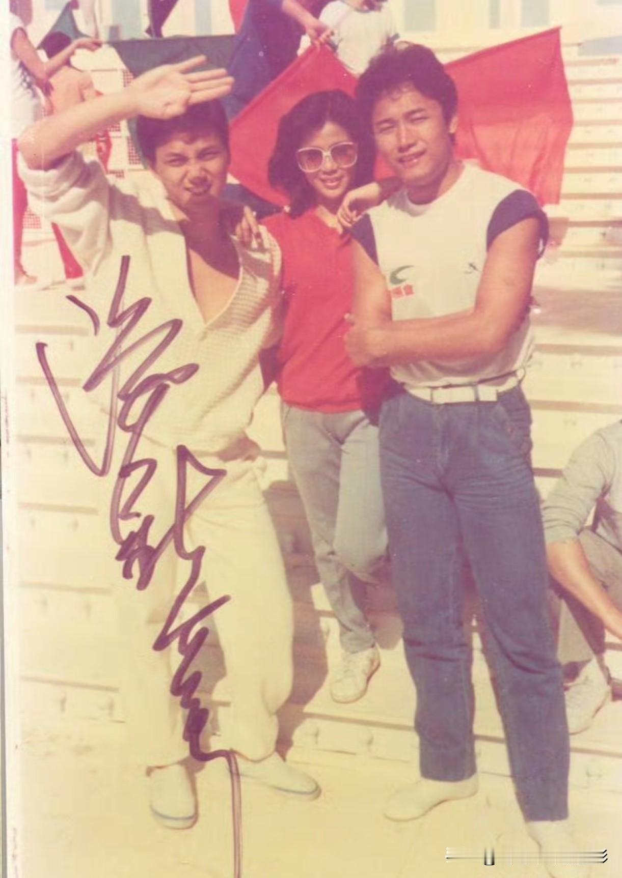 无论友情爱情，此情可待成追忆