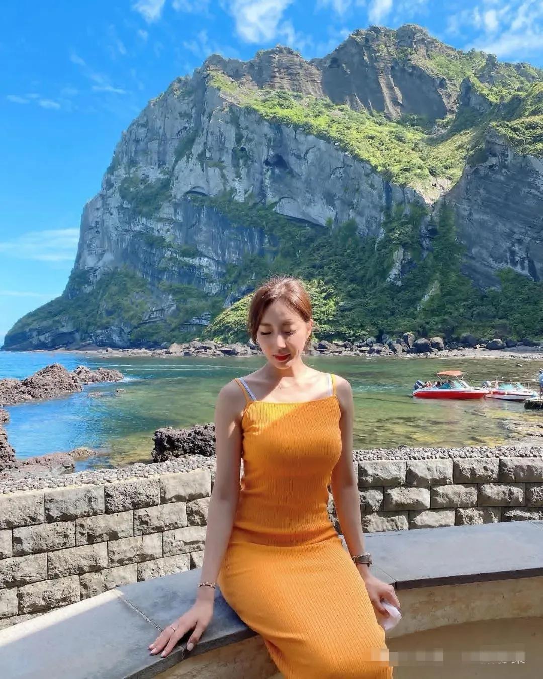 你身边的魅力女神#你是对魅力自信# #气质是什么呢？# #女神的美照分享# #分