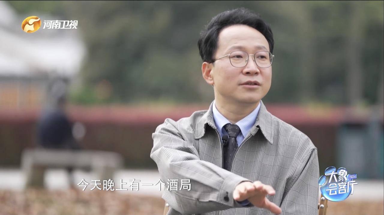 如何度过自己的“奥德赛时期”这是在武大校园，我和陈铭两个“中登”，和两位刚出校园