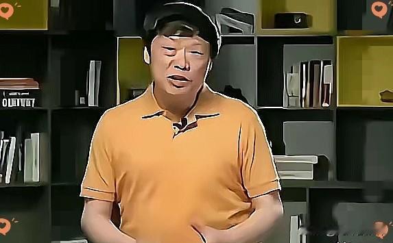 胡锡进被陈枫一个反问架住了。答也不是，不答也不是。
​陈枫问的是：汤家凤在聊教育