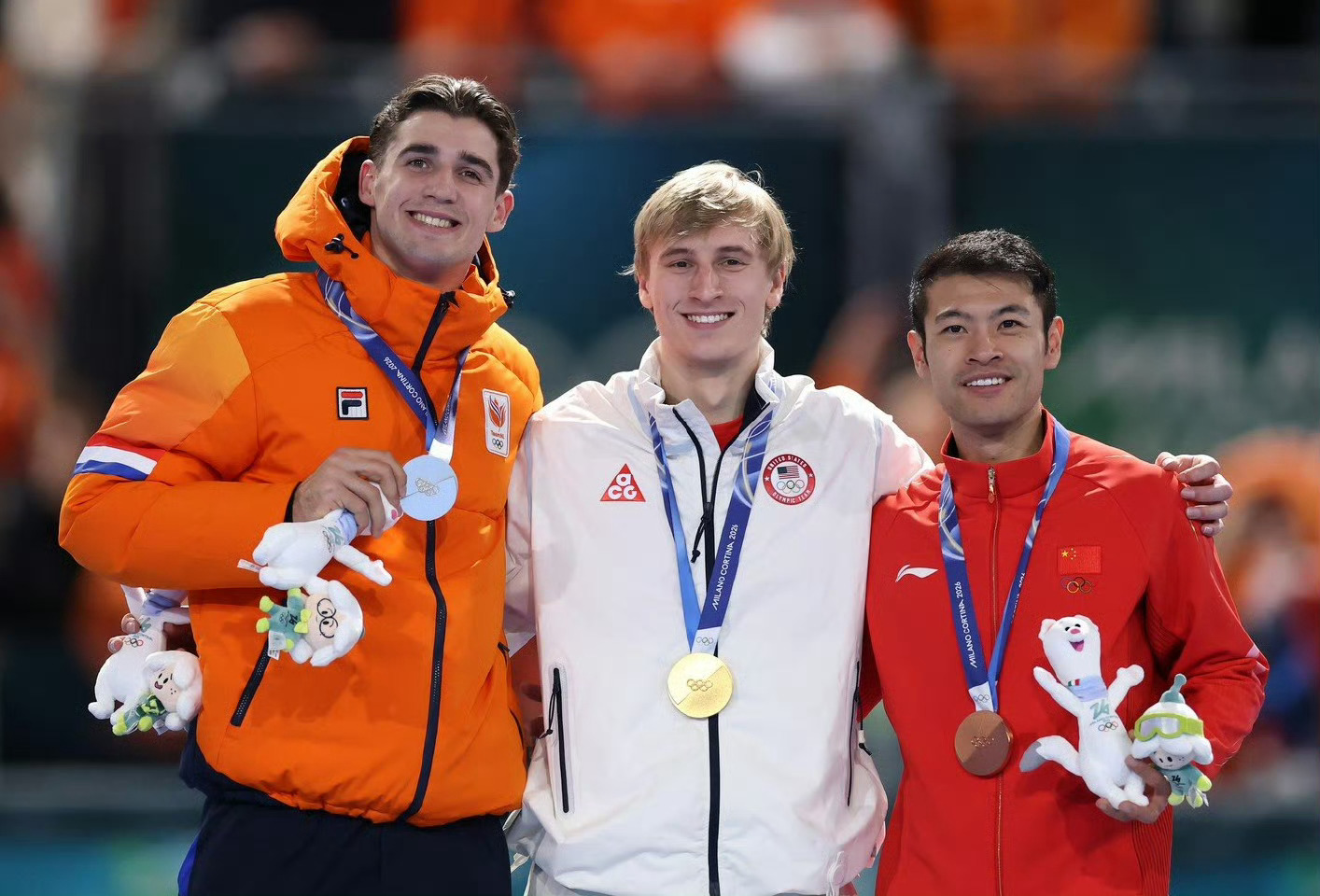 米兰冬奥会速度滑冰男子1000米决赛，宁忠岩以1分07秒34的成绩赢得铜牌，这是