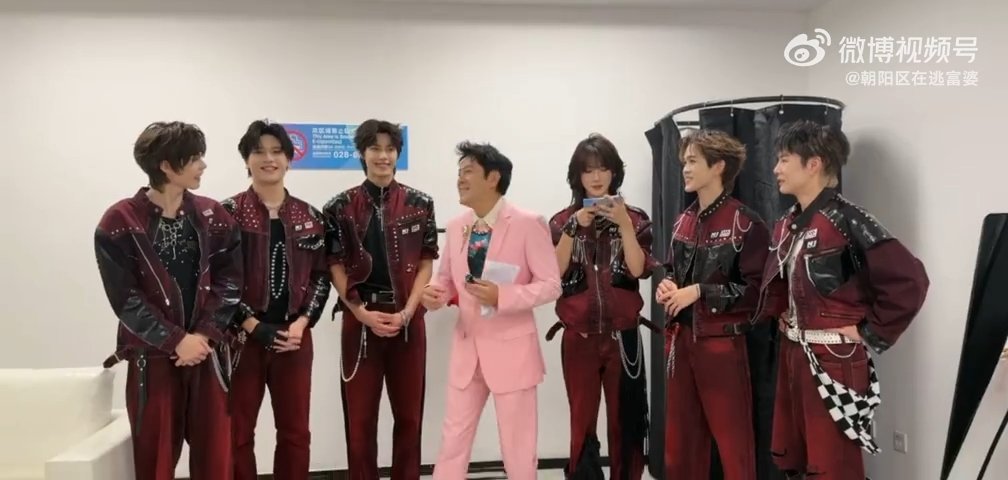 蔡国庆蔡国庆给NexT1DE送祝福蔡国庆暖心为NexT1DE送上真挚祝福，期盼少