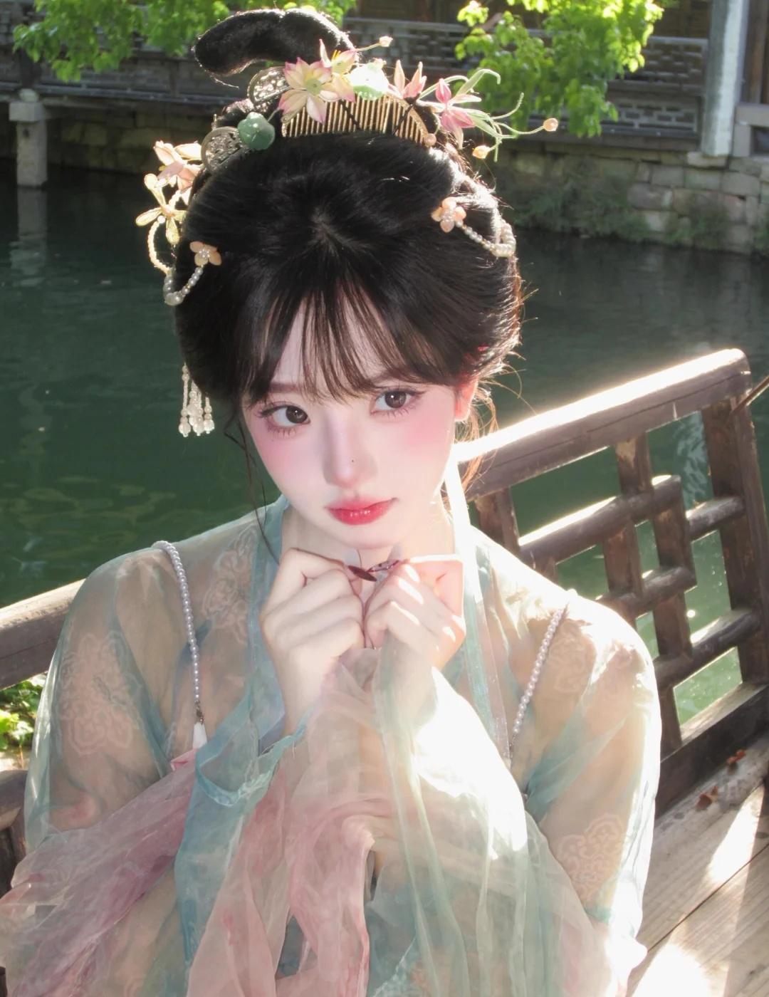 广州❗三位数💰耗时一小时的美丽……
-
在广州只花两百多💰体验到小唐风
真的