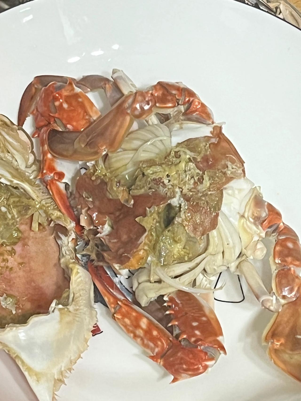很多年没吃到这么顶的螃蟹了！个头虽然不大，吃一只就感觉很满足！
🦀️宴+泰山赢