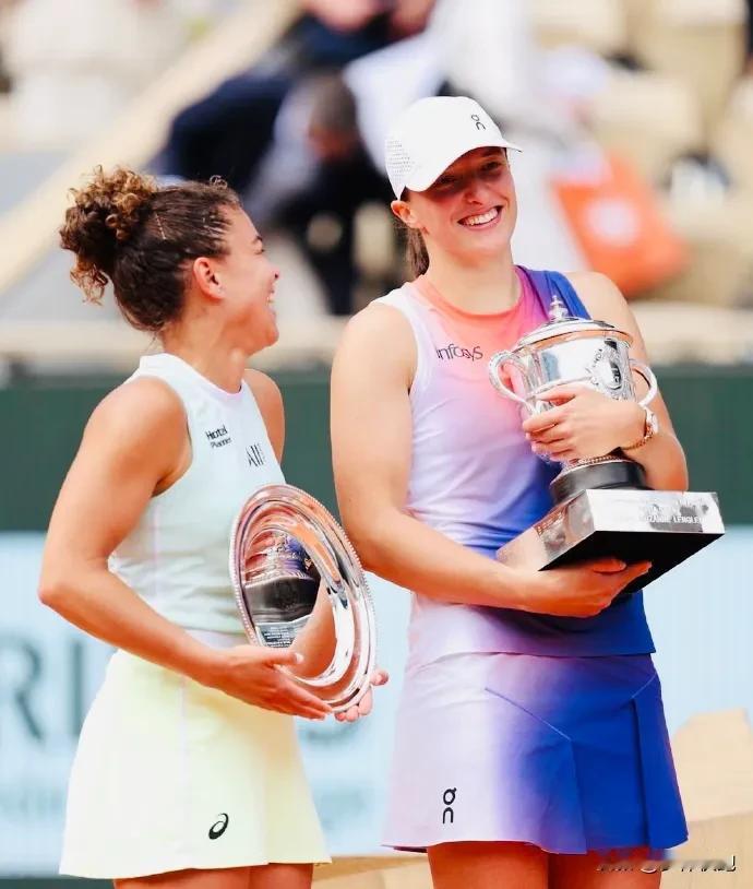 WTA最新一期的Top10排名有一个新面孔，意大利小钢炮鲍里妮凭借法网女单亚军直