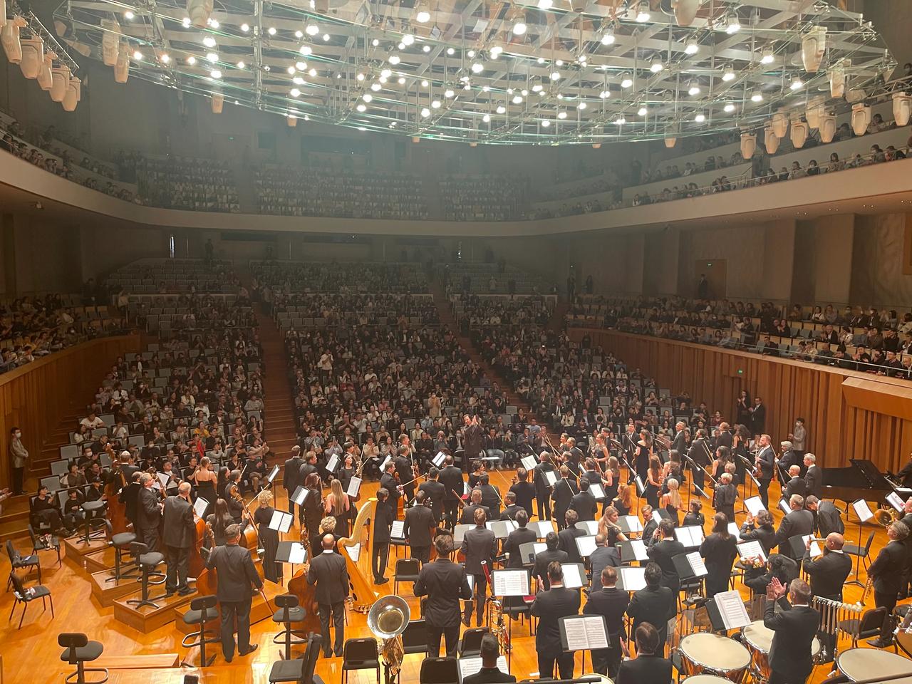 今年元旦档期的古典音乐市场，水确实是太大，那些乐团听名字就不靠谱，还敢要这么高的