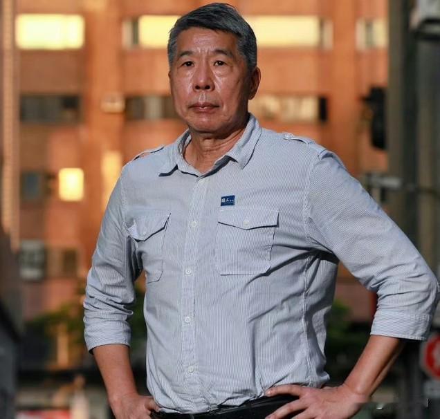 国民党主席选举。

张亚中说，罗志强靠马英九，郑丽文靠连战，郝龙斌靠爹。 ​​​