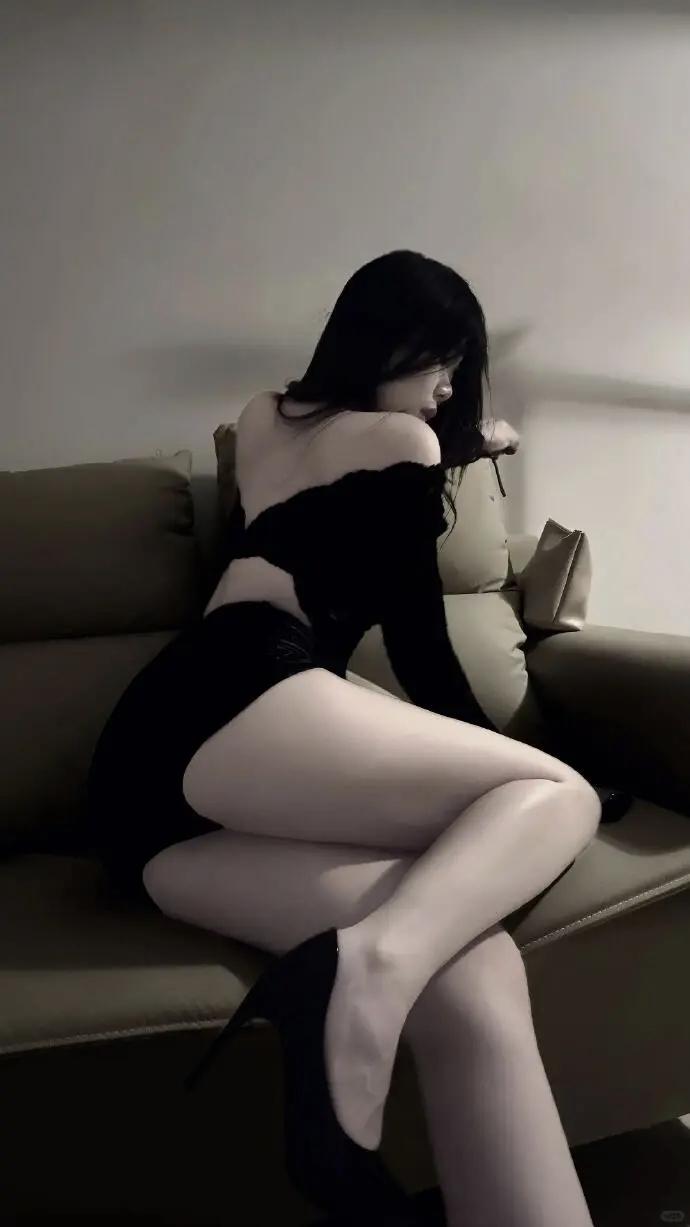 选择一双什么样的高跟鞋好看[kiss]
