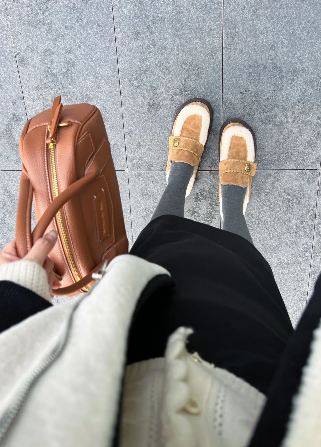 秋冬穿基本款可太绝了啊！降温就这样穿吧！🐑