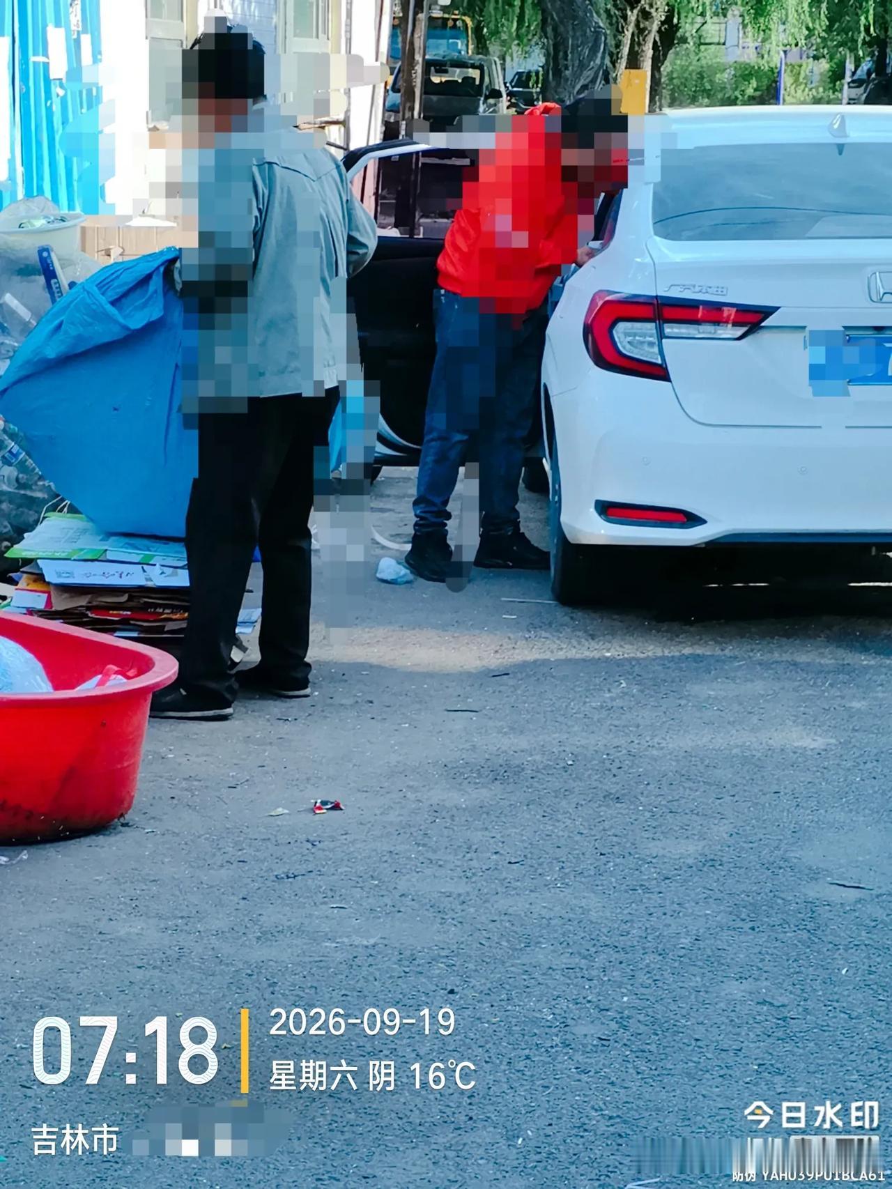 终于知道了吉林市江北为什么这么多的废品收购站，只有他家最挣钱
        龙