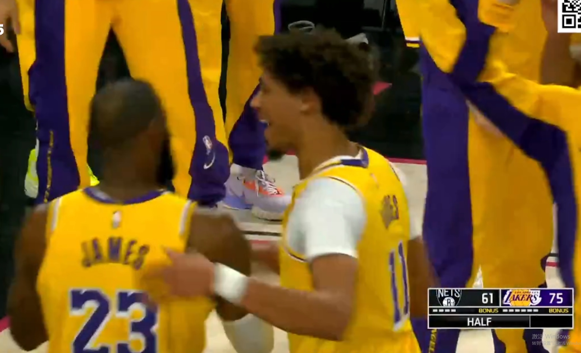 #篮网vs湖人##NBA季前赛# 第二节比赛结束，篮网61-75湖人，湖人手握1