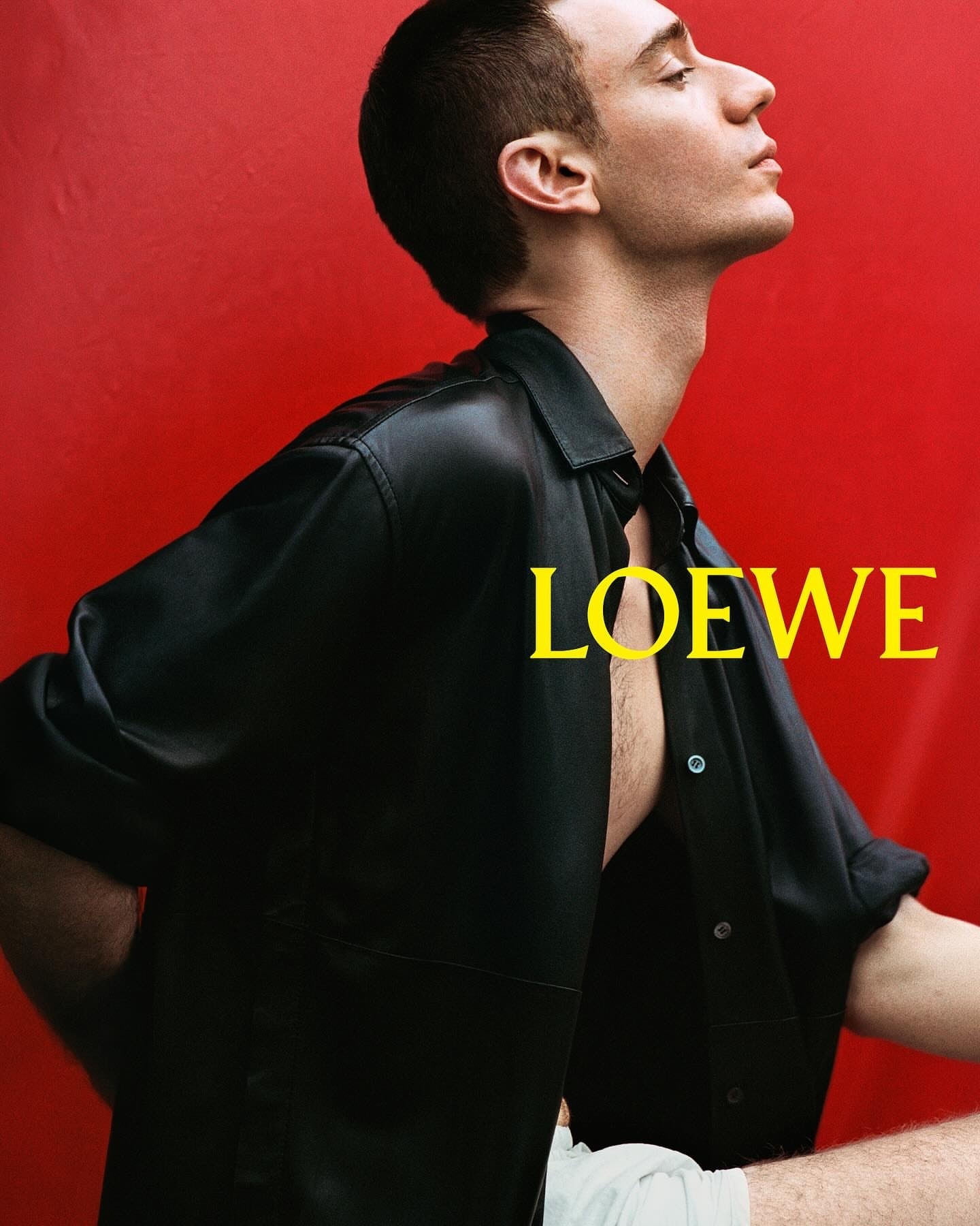 LOEWE新的创意总监、设计师双人组Jack McCollough 和 Laza