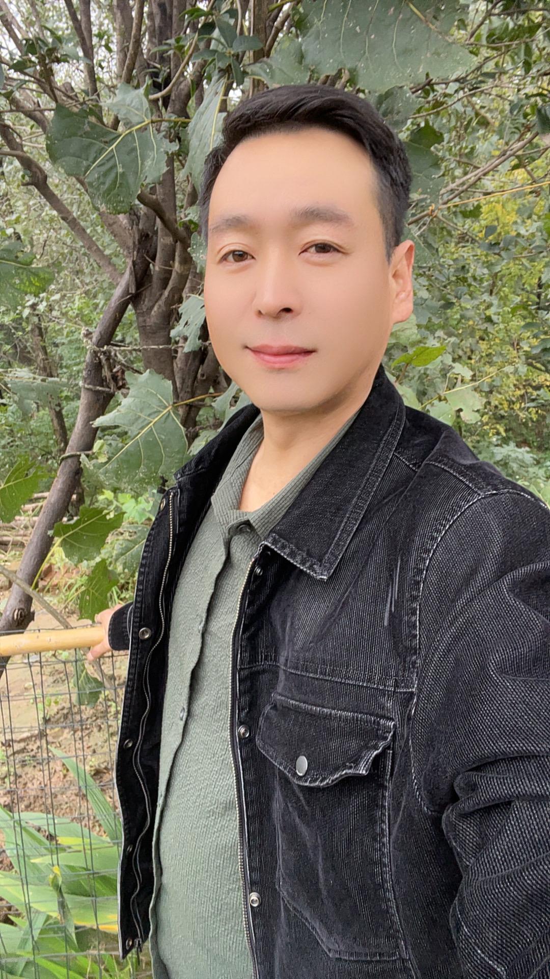 其实无论你和谁结婚，都会有后悔的冲动。挣钱多，的没有时间，有时间的，又...