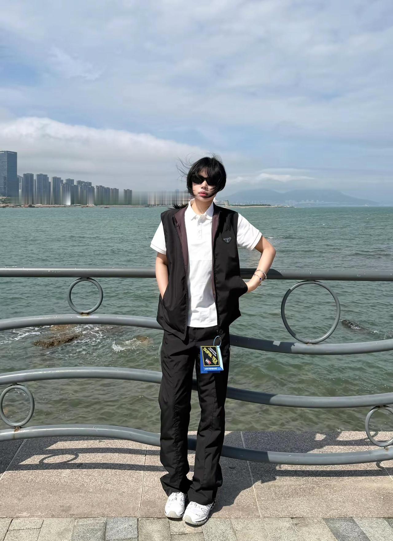 我也想收敛 可商务就是经典。商务穿搭男生穿搭