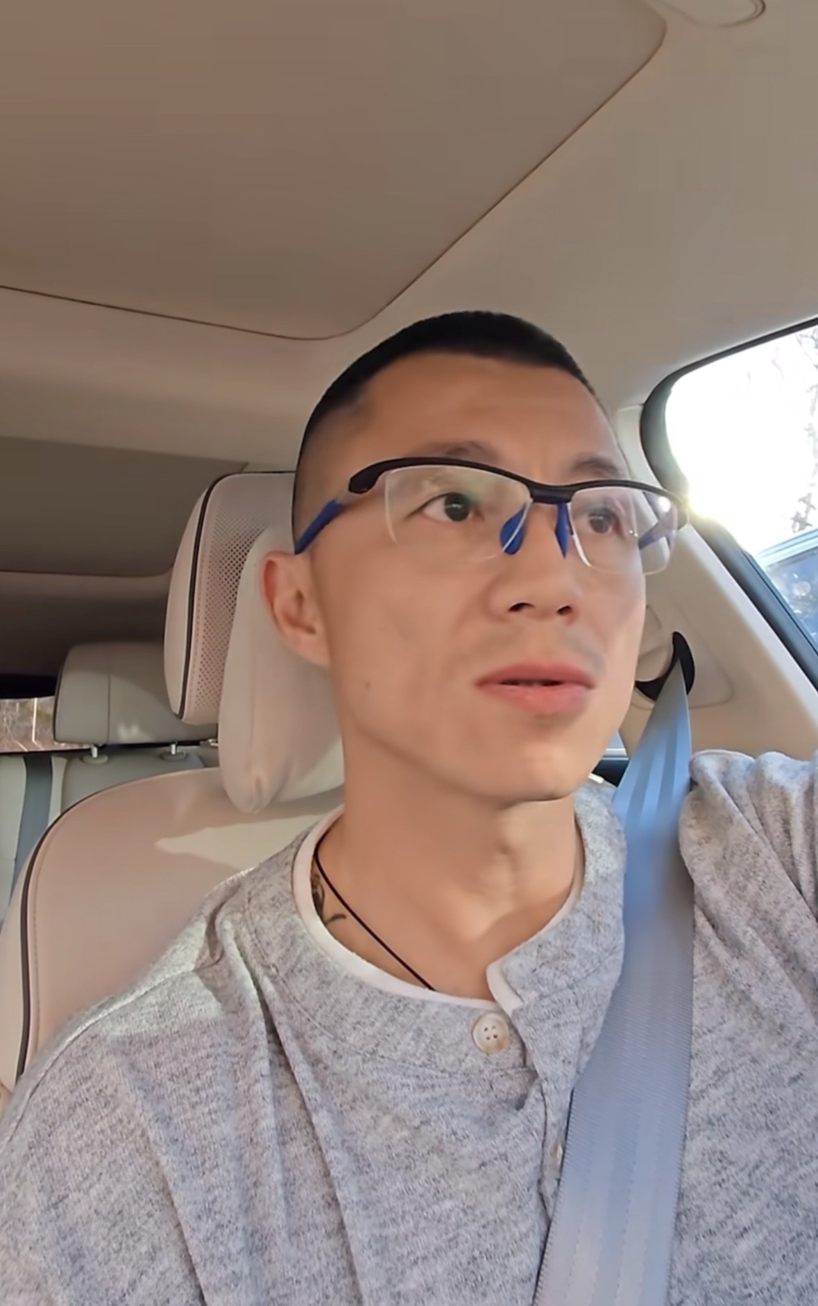 陈震偷税案 看来他在网络上是要彻底查无此人了。央视都报道了。要彻底完蛋咯。 