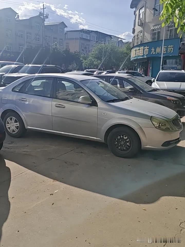 2013年11月买的车，到今天行驶超过九万公里啦。就像2013年上牌的二手路虎，