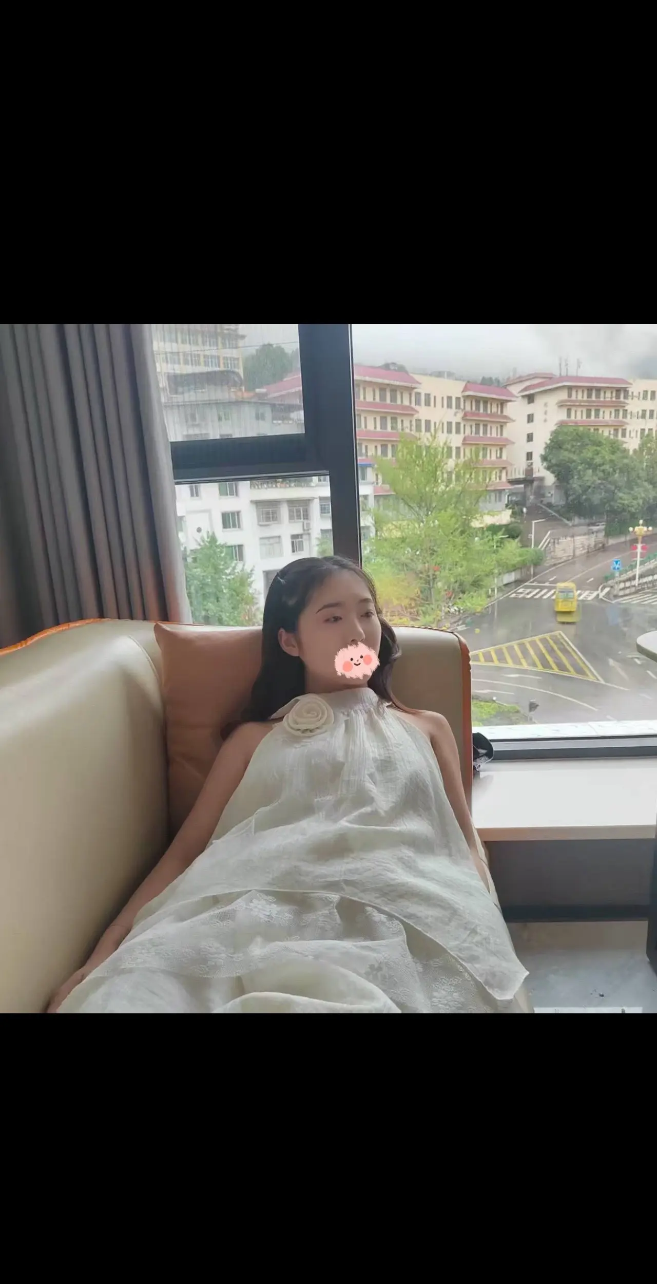 脾气好的时候看着还挺顺眼的😂