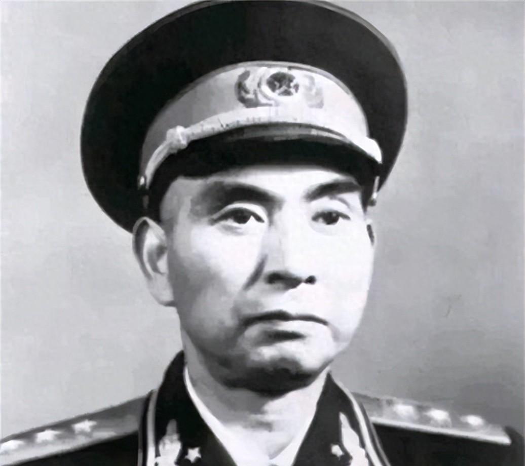 杨勇儿子透露父亲晚年常梦见毛主席，梦中时常热情高呼“毛主席万岁”，这一情景令人感