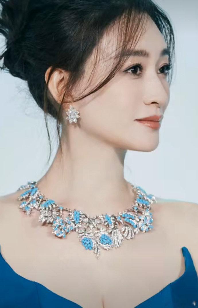 李小冉反射弧是天生的别怪我 反射弧长不影响美貌发光，练舞状态绝佳，坐等三公惊艳亮