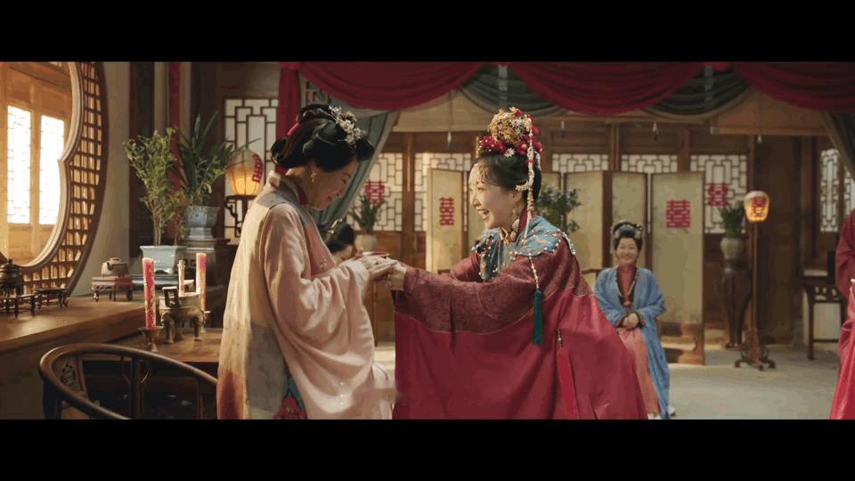 妈妈离开前最后一件事是教我长大麦悠悠用一生的“唠叨”护艾四喜！曾被误会爱计较，离