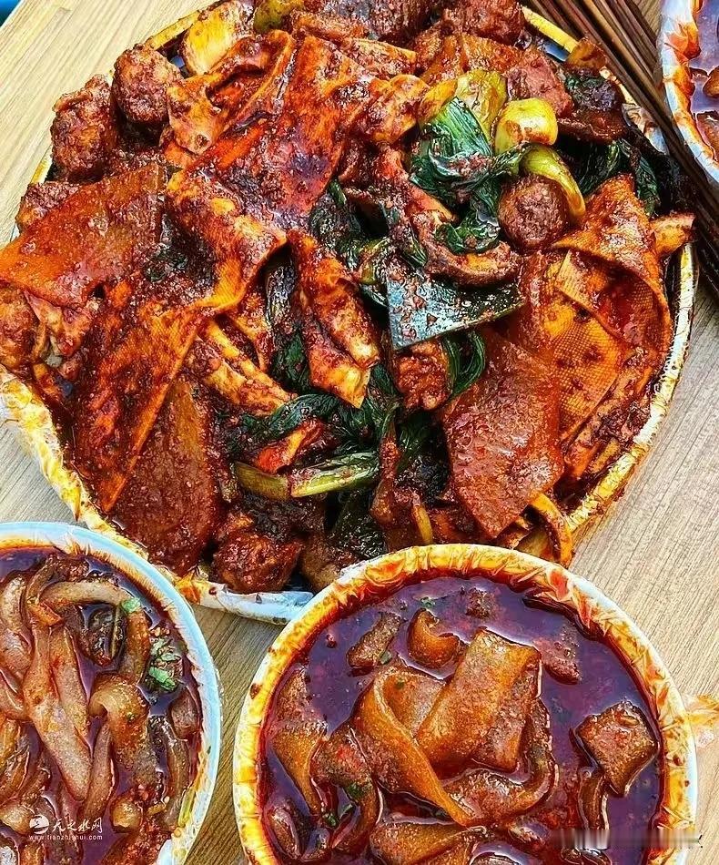 甘肃的麻辣烫竟然火了真的想不通，我小时候在天水呆过，日常饮食以面食为主，什么浆水