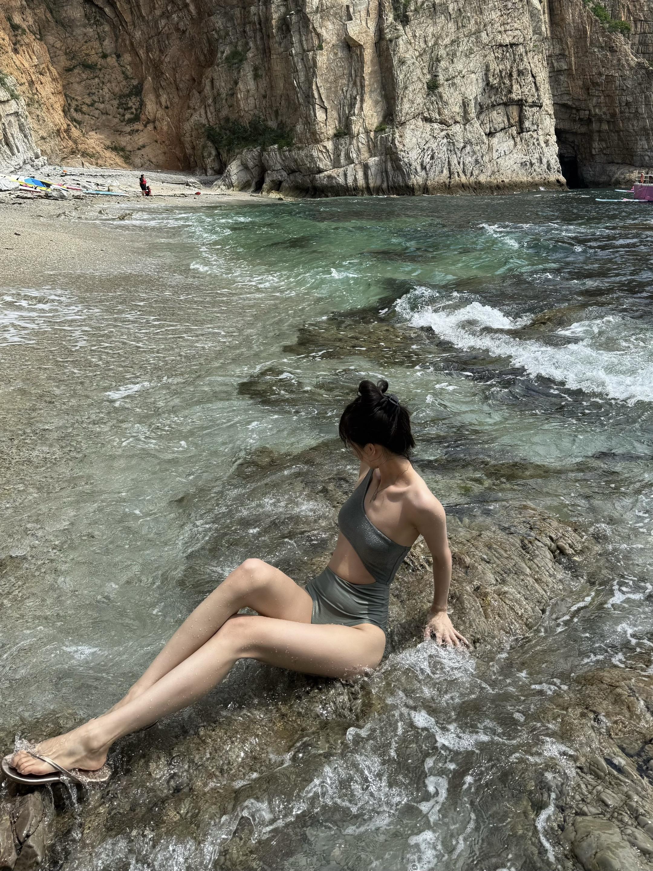 🌊