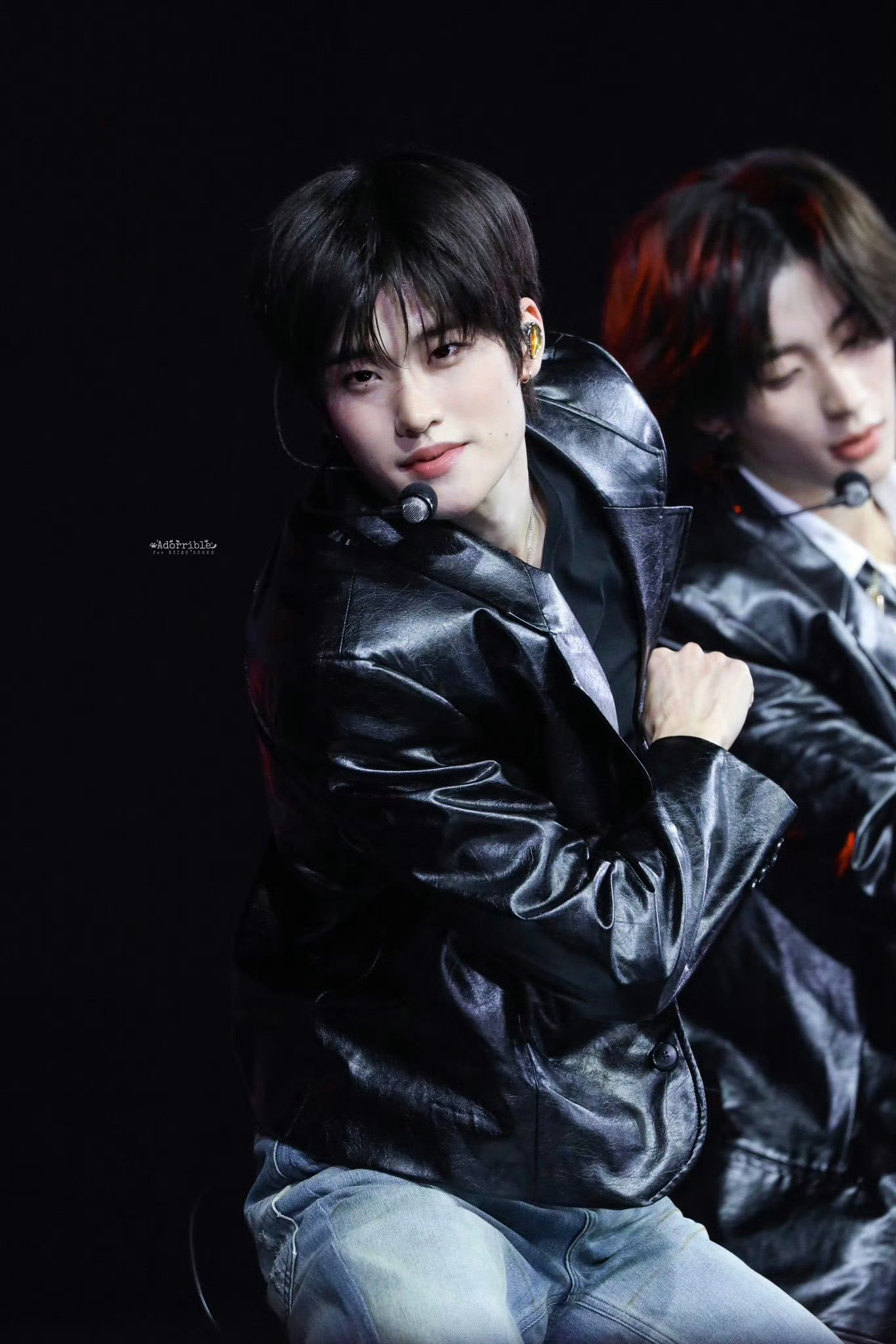 怎么看都是坏男人