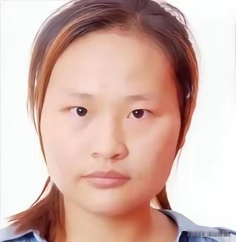 亳州女孩刚出生被亲生父母抛弃，光棍兄弟倾尽一生将其养大，终成励志榜样
 
她就是
