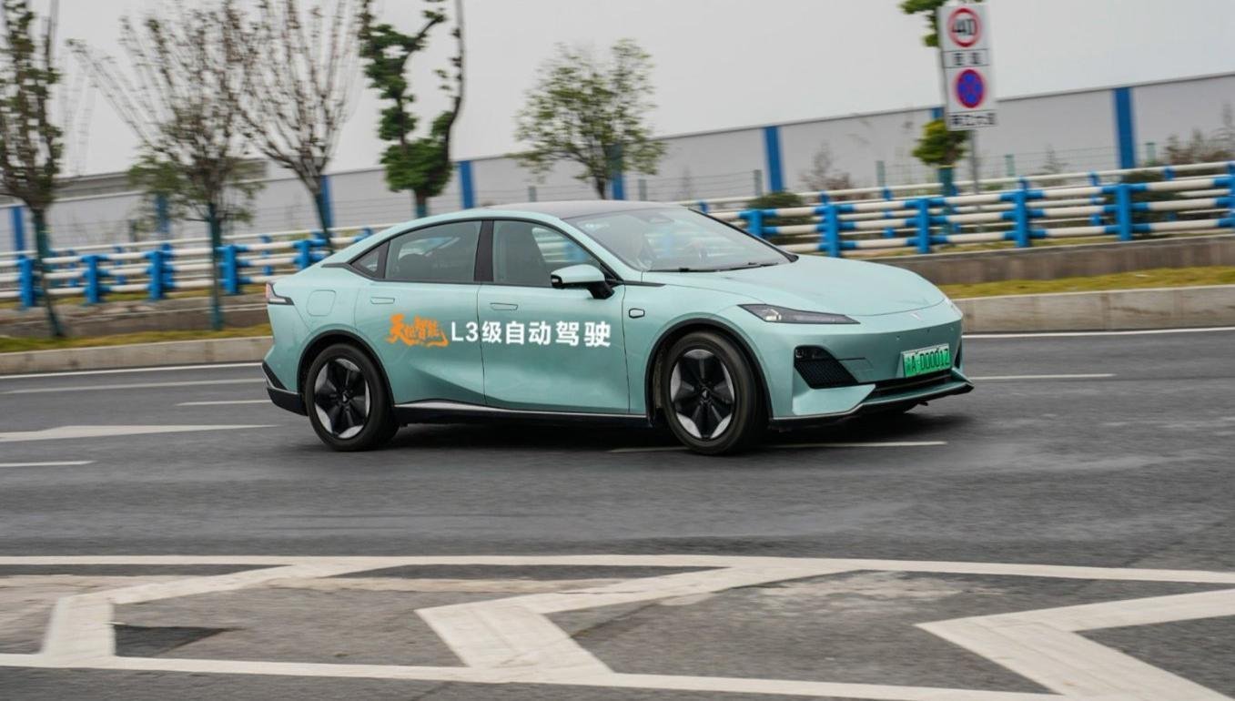 深蓝SL03的L3智驾的硬件配置是什么？L3智能驾驶