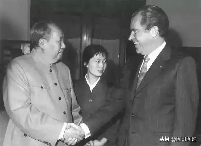 据说1972年尼克松访华时，看到中方的礼品清单标注武夷山大红袍仅四两，心中生出明