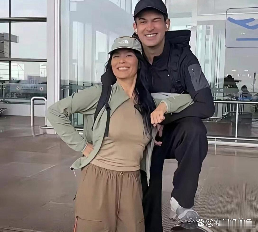 韦唯与小儿子温馨同框，满是治愈幸福瞬间 