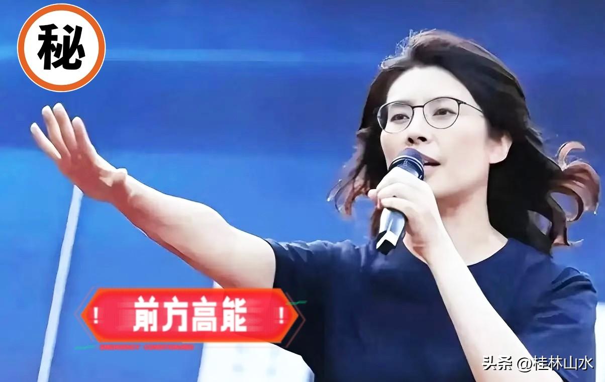 郑丽文刚到美国就受到高规格接待，很多人会认为她很能干，以自身的能力接待了这么多重