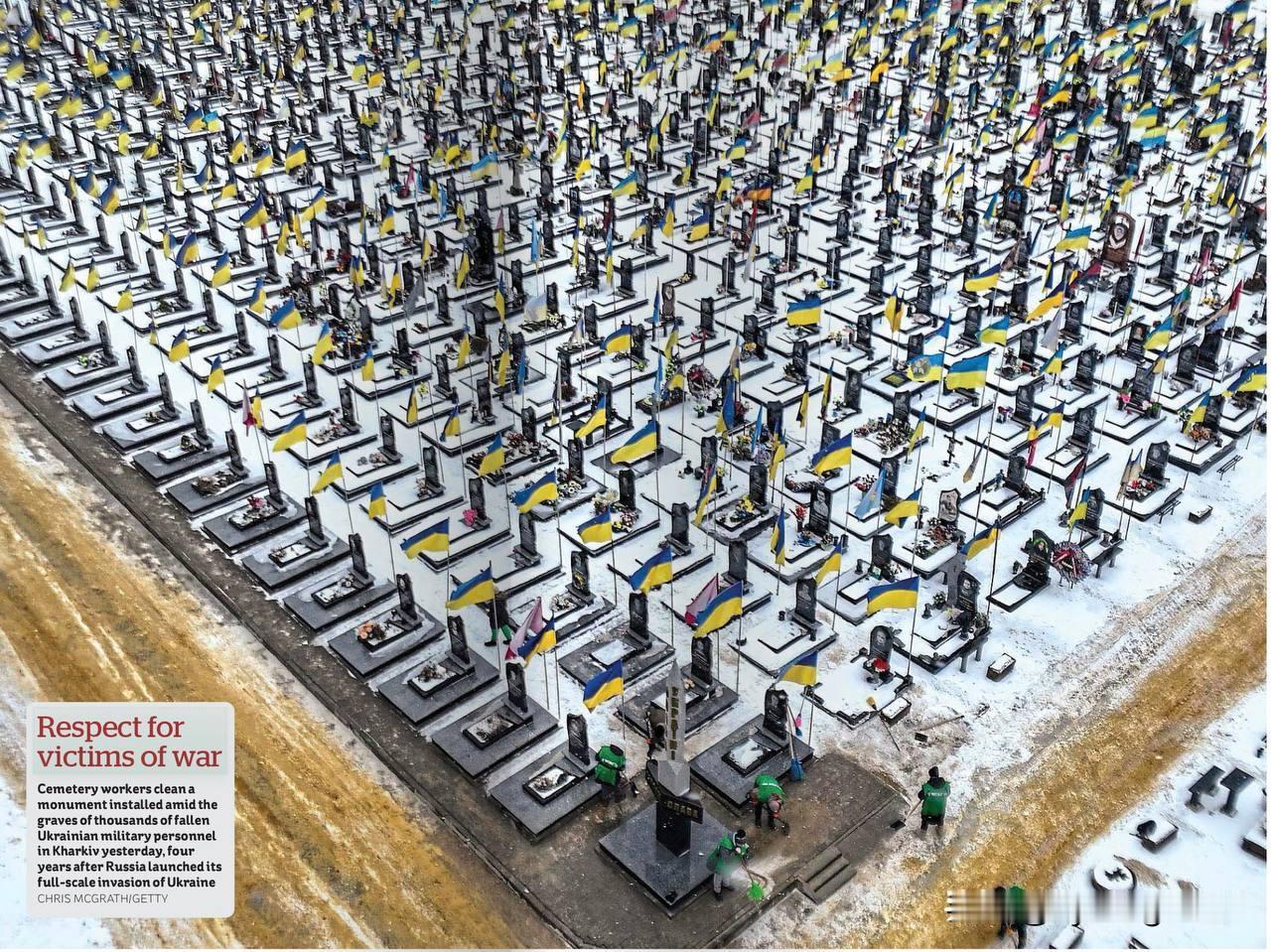 🇬🇧英国《i Paper》报纸发布了哈尔科夫军事公墓的照片。

说真的，如果