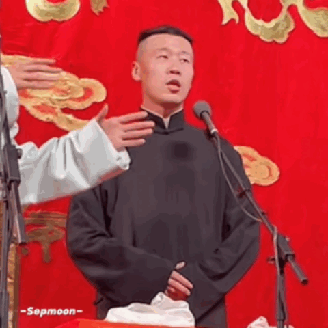 小表情好萌吧
