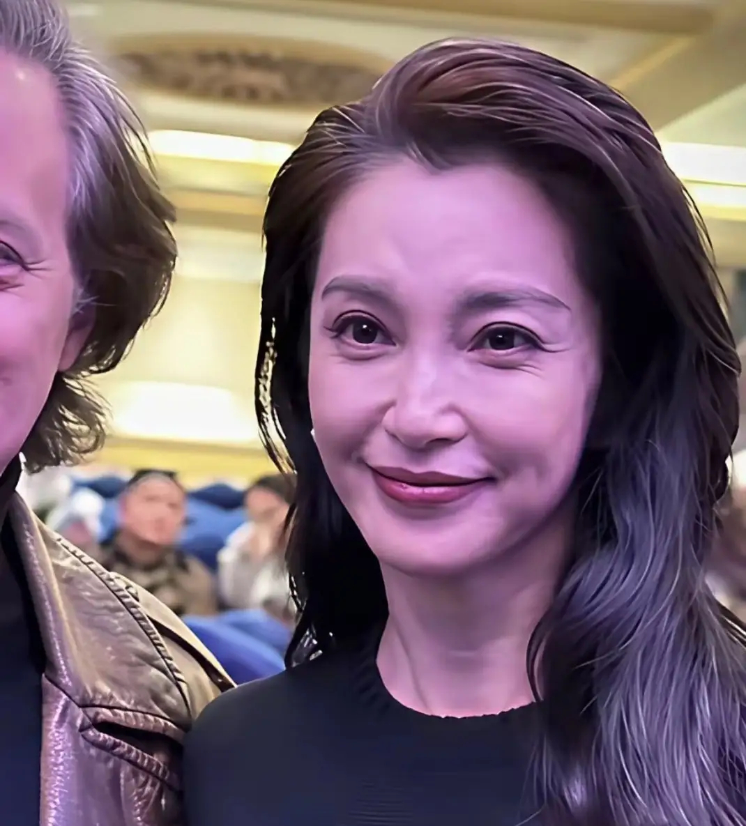 53岁的李冰冰，已经有了老年女人的模样，她保养的不够好。 ​​​