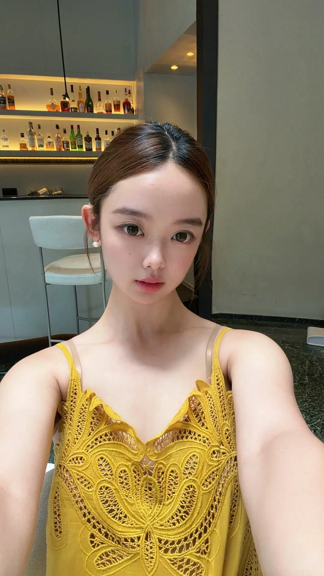 天热扎头发很服帖