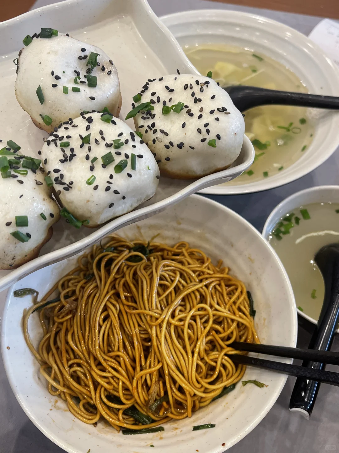 上海非遗级别生煎包店！最好吃的却是……