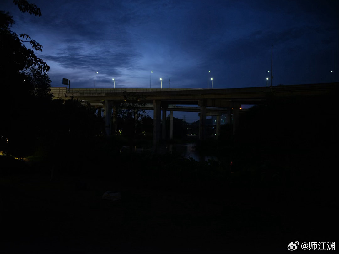 黄埔水西的蓝调夜时光记录生活蓝调之夜 富士GFX50S 腾龙45 1.8 广州·