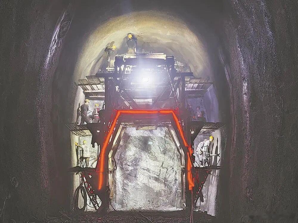 福州港口后方铁路控制性工程大樟隧道掘进突破8000米大关作为福建省首条地方自建货