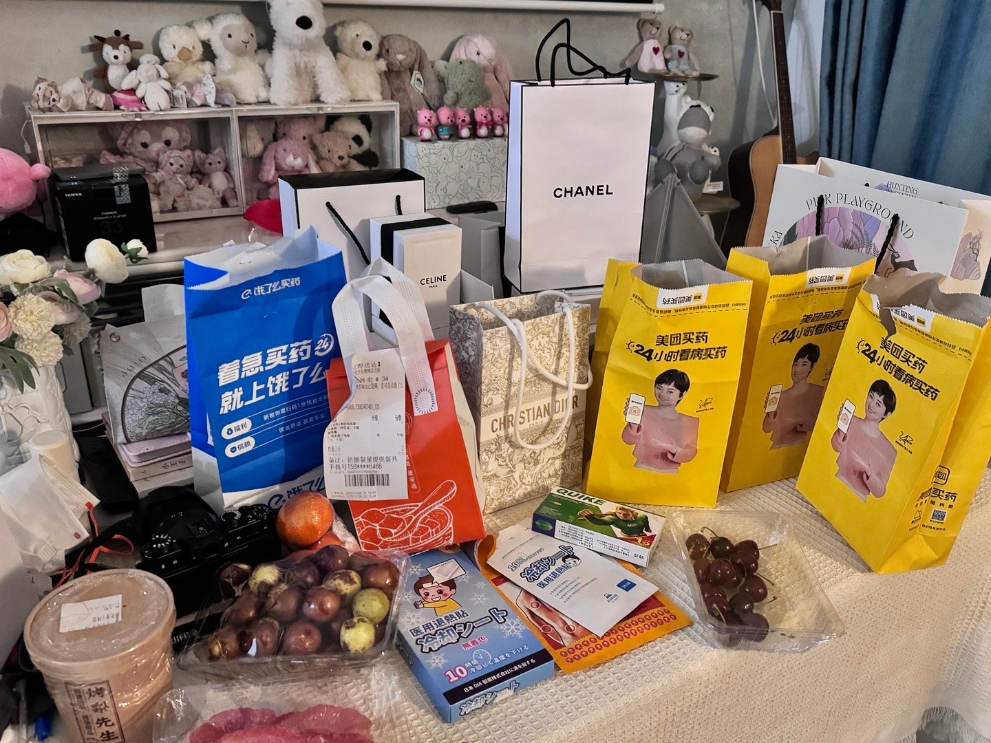 好好好 外卖员们都结伴一起下电梯的 有爱真好 下次还病 ​​​