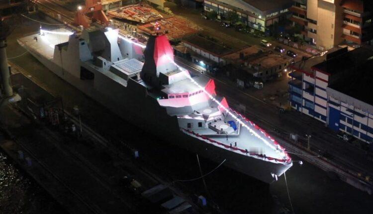 印尼下水6600吨全新大护，配备了64个垂发单元，比054A还多一半
12月18