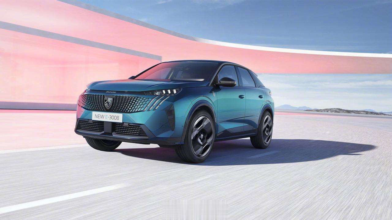 全新标致E-3008的官图
定位纯电轿跑SUV，车头方面采用了无边界风格的前格栅