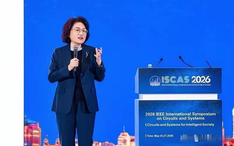 有点可笑：当华为董事、半导体业务总裁何庭波女士发表“韬定律”之后，台湾一些所谓的