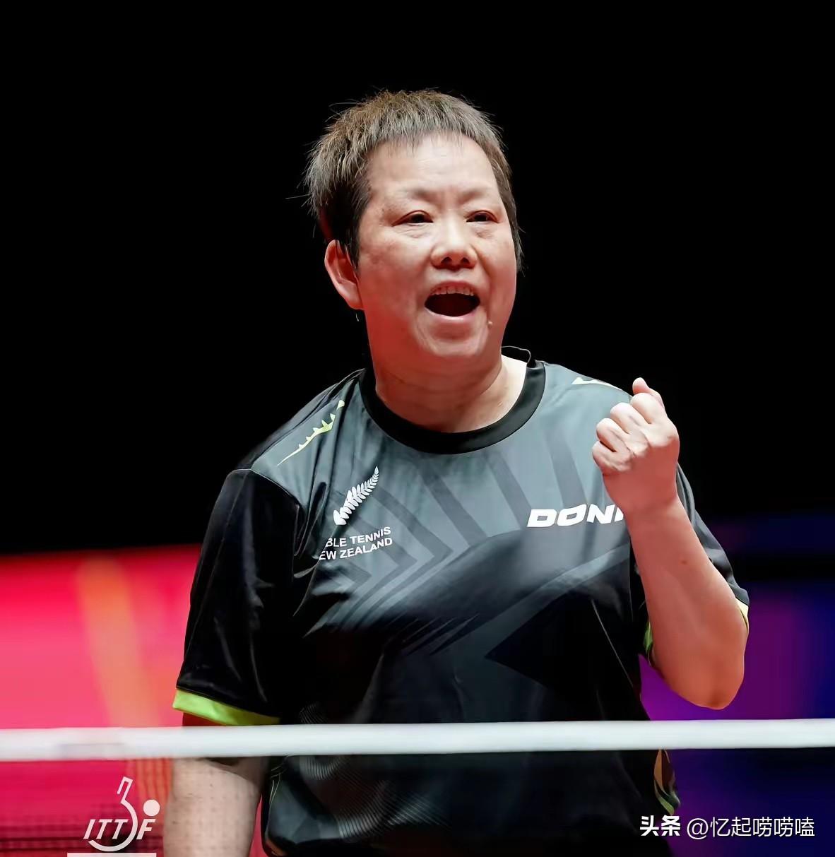 不可思议，一位64岁的老将重返世界杯。今天在国际乒联澳门单打世界杯签表里，发现一