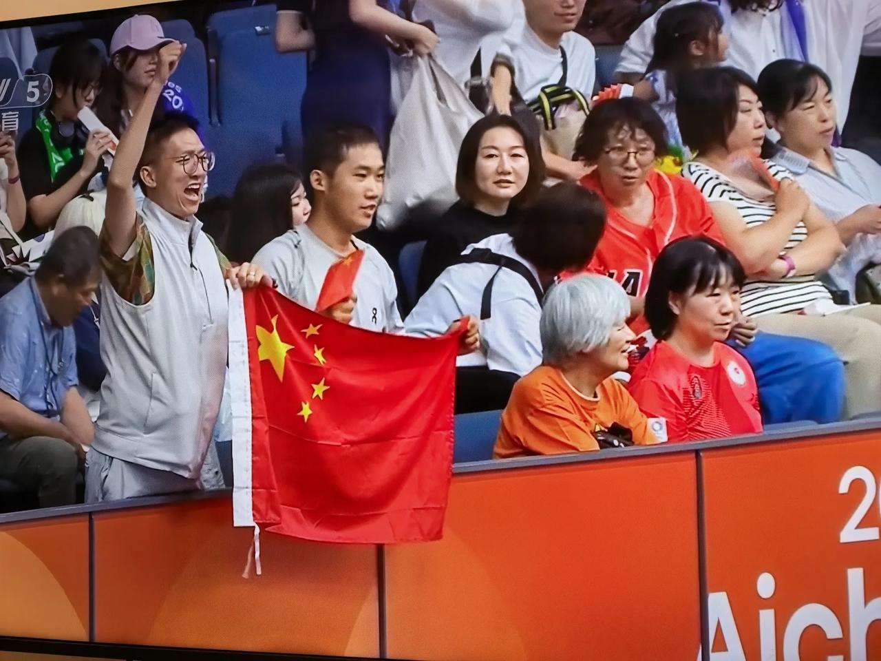看得直喊漂亮！亚运会决赛的比赛已经结束，中国女排以3:0，干净利落的战胜了日本女