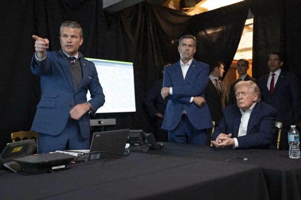 特朗普社交平台晒“美对委行动现场照”，马杜罗夫妇被抓、纽约起诉，委内瑞拉凌晨爆炸