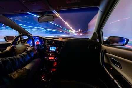 花 160 元叫顺风车，上车后才发现，司机是自己

杭州姑娘小郑，和姑姑看完演唱